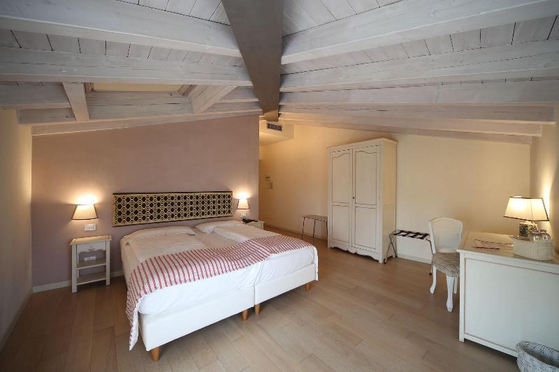Moron Hotel Negrar