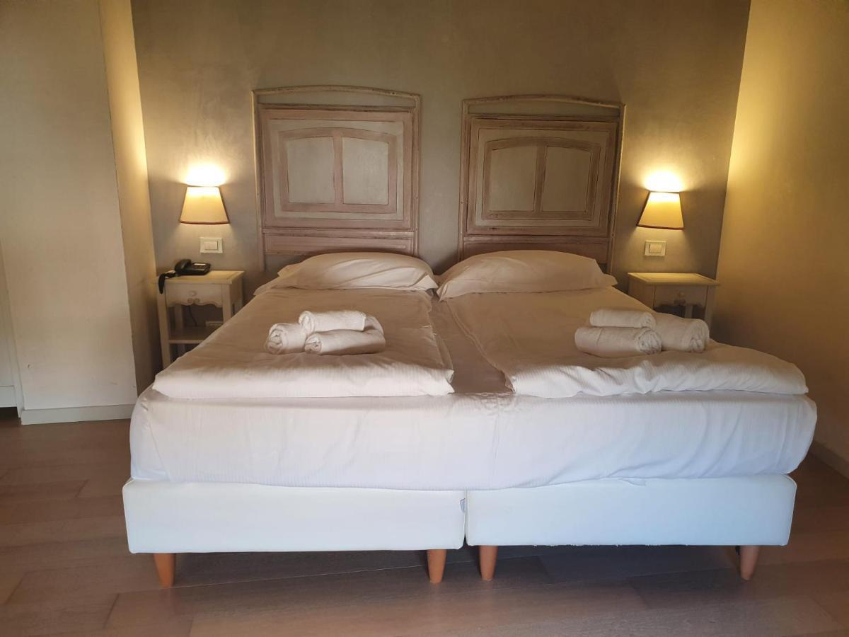 Moron Hotel 3*