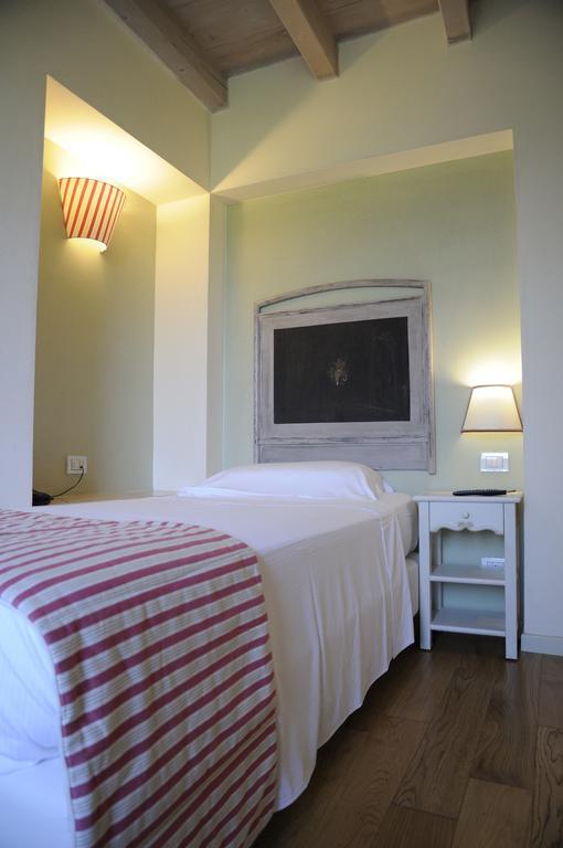 Moron Hotel 3*